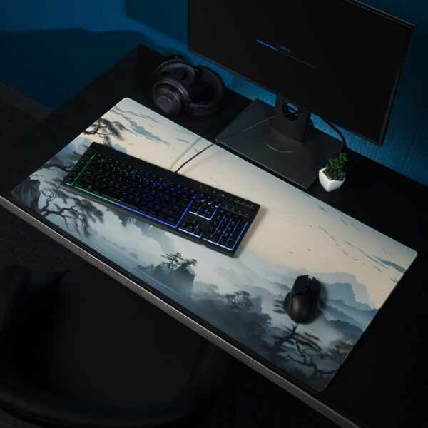 תמונת מוצר ראשית פד גיימינג מחשב פסגות הרים מושלגות ועננים עיצוב מיוחד