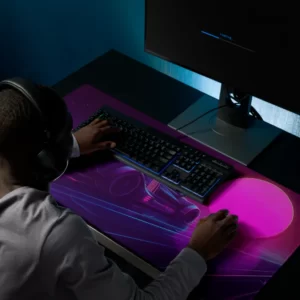 פד לעכבר גדול עם פד גיימינג לעכבר בעיצוב שועל ניאון, משטח עכבר גיימינג איכותי ופד מחשב עם משטח מחשב גדול ועמידות גבוהה.