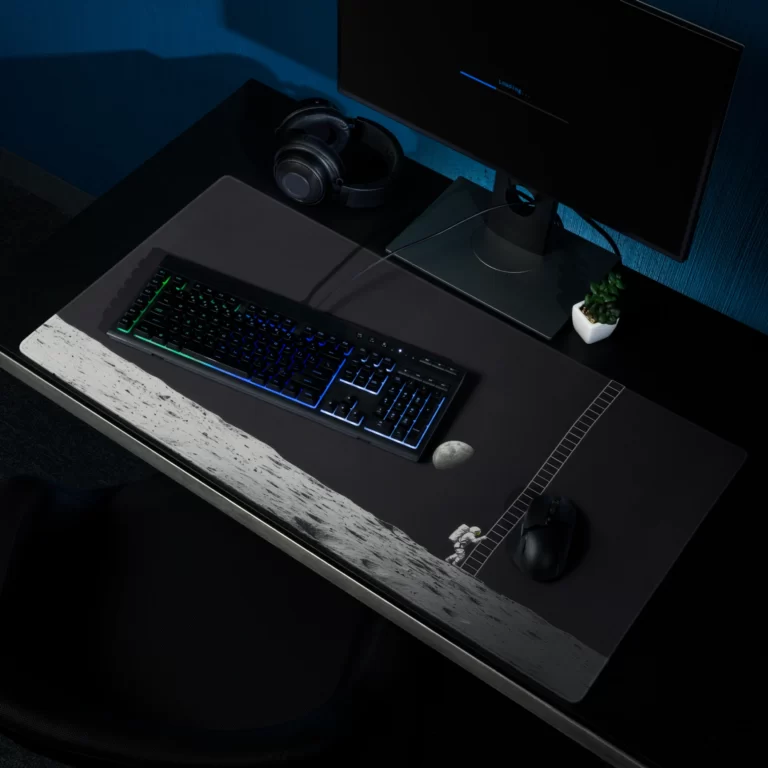 משטח גיימינג חלוץ החלל 3 סוגים